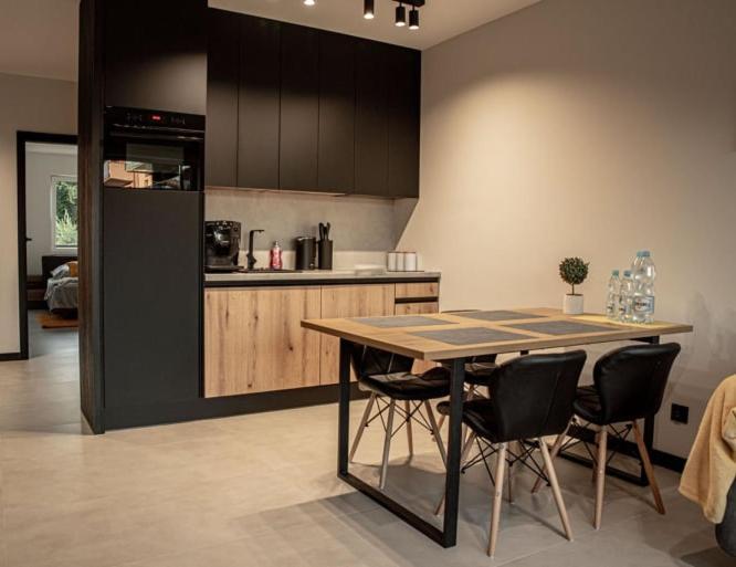 Apartament Twierdza Z Widokiem Na Jezioro أوسترودا المظهر الخارجي الصورة